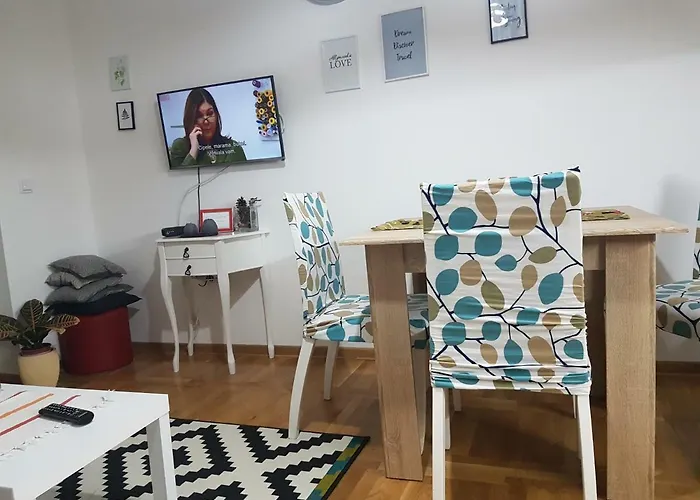 Elena Апартаменты Златибор